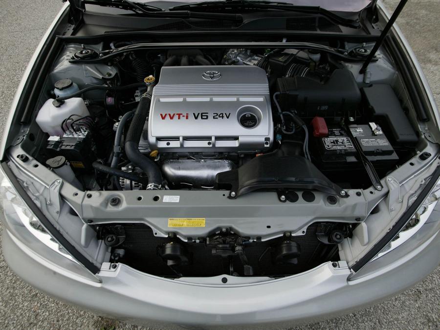  Toyota Camry XLE 2004 года  (US) (фото 2 из 7)